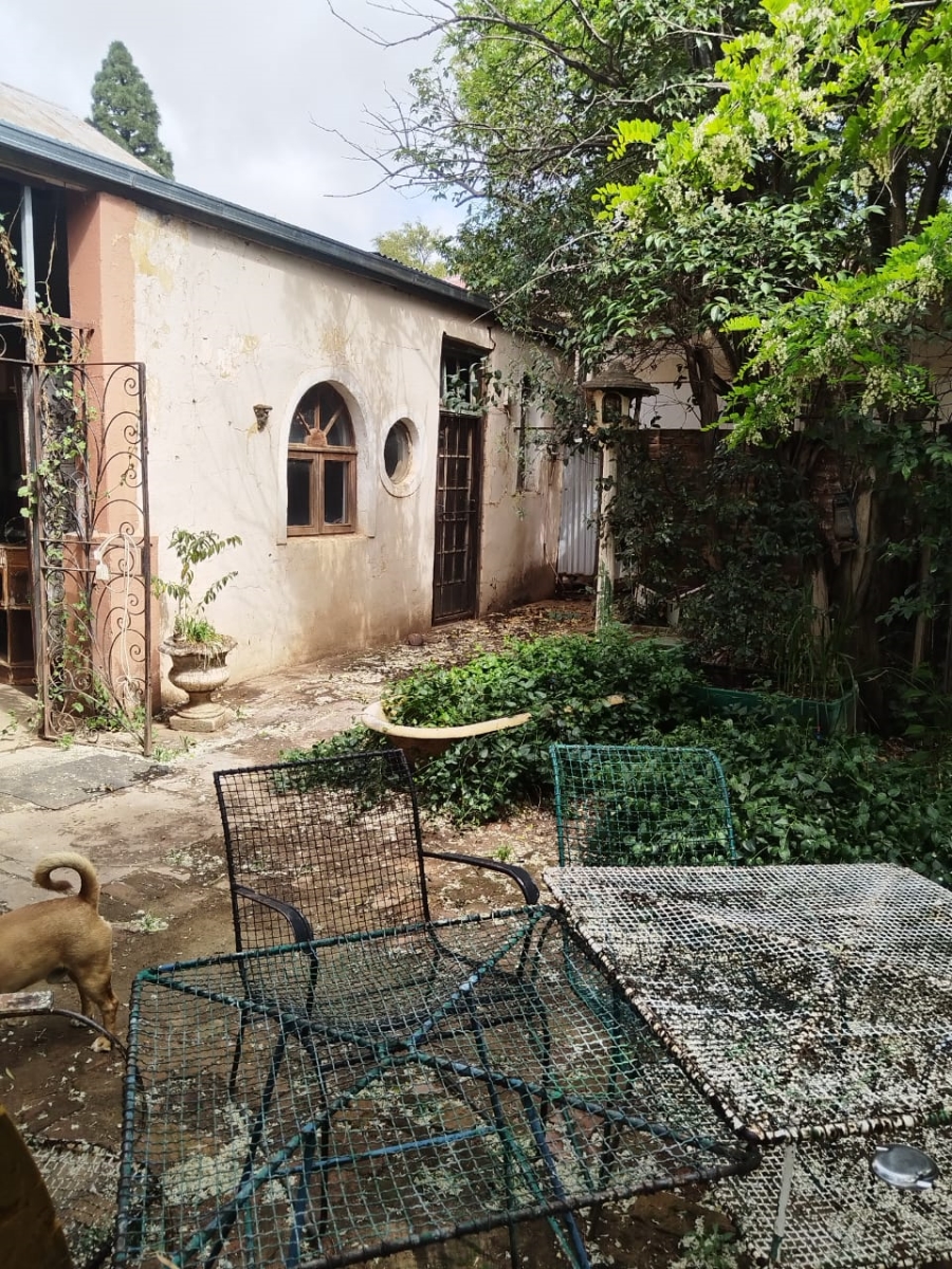 6 Bedroom Property for Sale in Smithfield Rural Free State